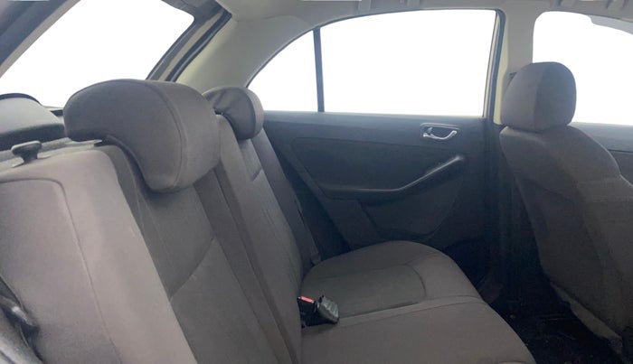 2015 Tata Bolt XT REVOTRON, Petrol, Manual, 17,479 km, Right Side Rear Door Cabin