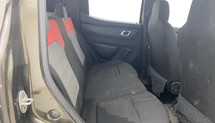 2019 Renault Kwid RXT 1.0 (O), Petrol, Manual, 62,733 km, Right Side Rear Door Cabin