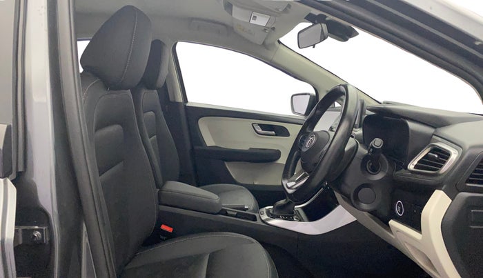 2022 Tata ALTROZ XZA, Petrol, Automatic, 10,001 km, Right Side Front Door Cabin