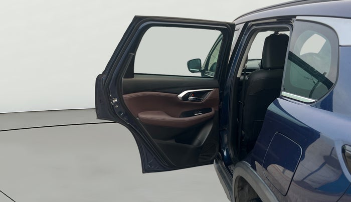 2022 Maruti Grand Vitara ALPHA SMART HYBRID AT, Petrol, Automatic, 34,745 km, LHS Rear Door