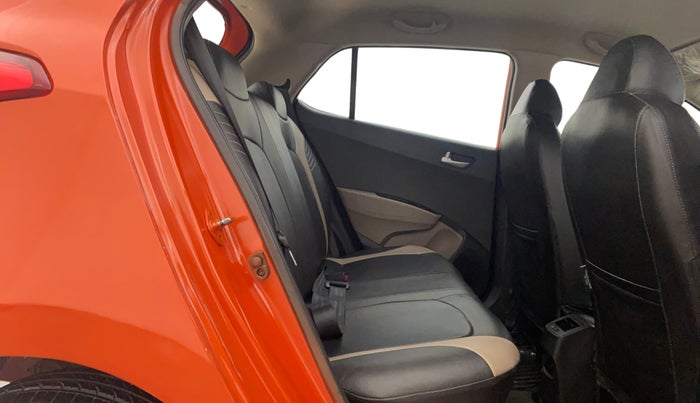 2019 Hyundai Grand i10 SPORTZ AT 1.2 KAPPA VTVT, Petrol, Automatic, 20,233 km, Right Side Rear Door Cabin