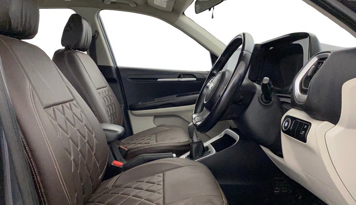 2020 KIA SONET HTX 1.5, Diesel, Manual, 84,739 km, Right Side Front Door Cabin
