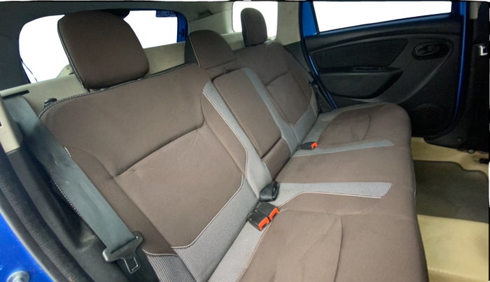 2019 Renault Duster 85 PS RXS MT DIESEL, Diesel, Manual, 1,03,371 km, Right Side Rear Door Cabin