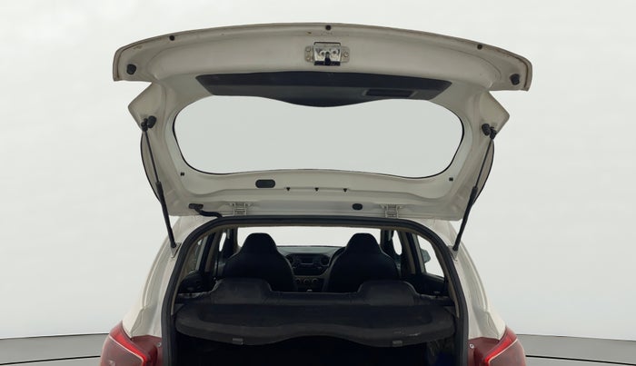 2018 Hyundai Grand i10 MAGNA 1.2 KAPPA VTVT CNG, CNG, Manual, 71,290 km, Boot Door Open