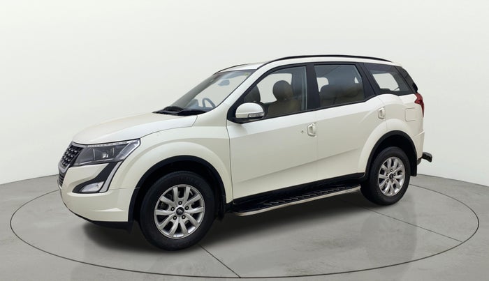 2020 Mahindra XUV500 W7, Diesel, Manual, 79,823 km, Left Front Diagonal