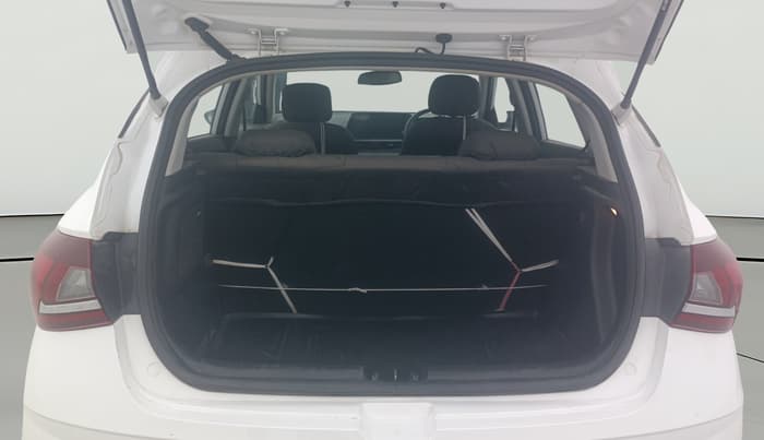 2022 Hyundai NEW I20 ASTA (O) 1.2 MT, Petrol, Manual, 34,455 km, Boot Open Zoomed View