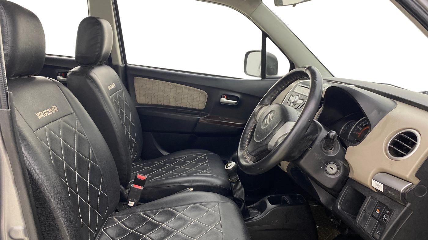 2016 Maruti Wagon R 1.0 VXI, Petrol, Manual, 18,875 km, Right Side Front Door Cabin