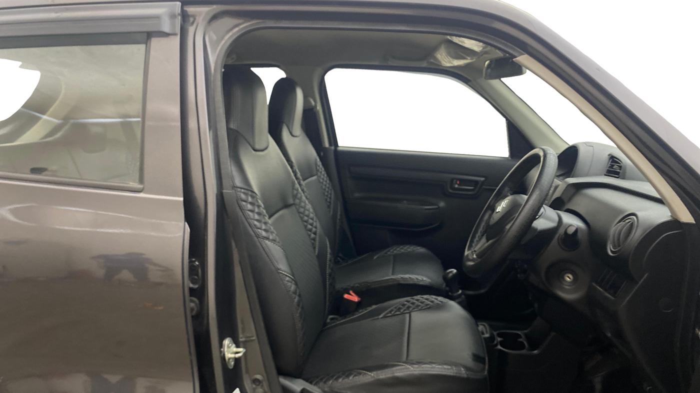 2021 Maruti S PRESSO VXI, Petrol, Manual, 43,702 km, Right Side Front Door Cabin
