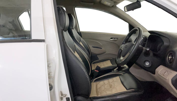 2022 Hyundai NEW SANTRO SPORTZ AMT, Petrol, Automatic, 15,796 km, Right Side Front Door Cabin