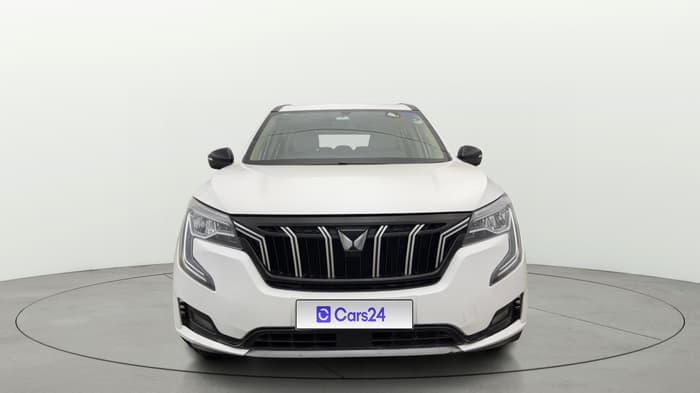 2022 Mahindra XUV700 AX 5 P MT 7 STR, Petrol, Manual, 55,215 km, Front
