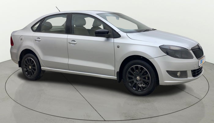 2014 Skoda Rapid 1.5 TDI CR ELEGANCE AT, Diesel, Automatic, 49,586 km, Right Front Diagonal