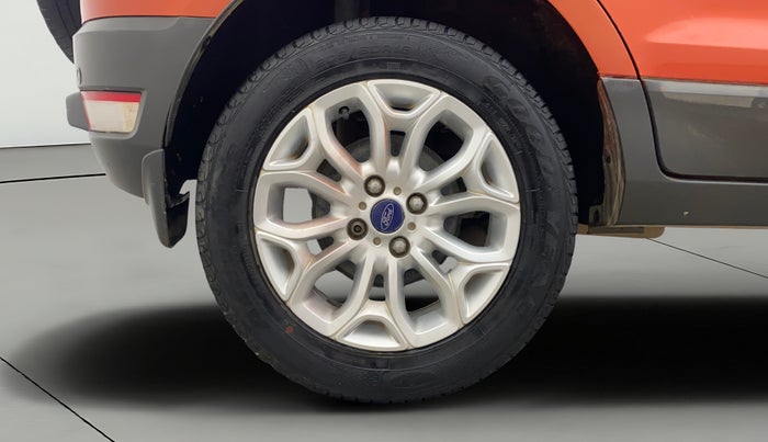 2014 Ford Ecosport TITANIUM 1.5L PETROL AT, Petrol, Automatic, 60,186 km, Right Rear Wheel