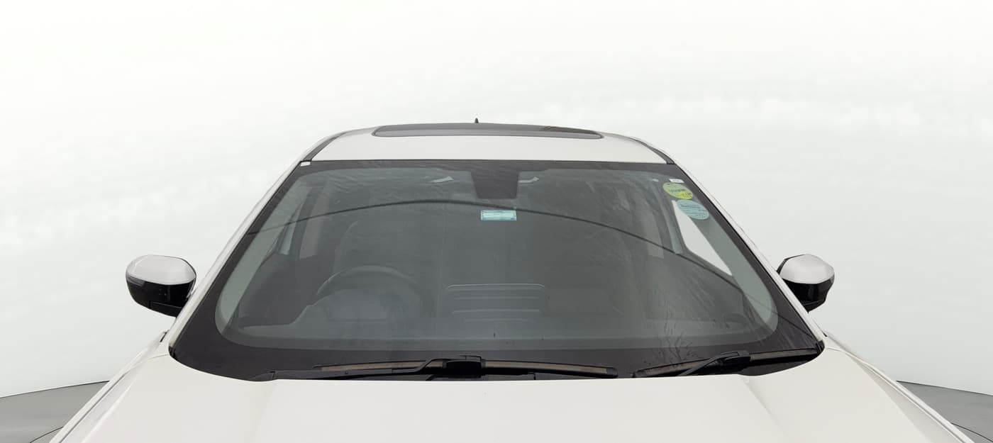 2022 Tata Harrier XZA PLUS 2.0L, Diesel, Automatic, 75,000 km, Front Windshield