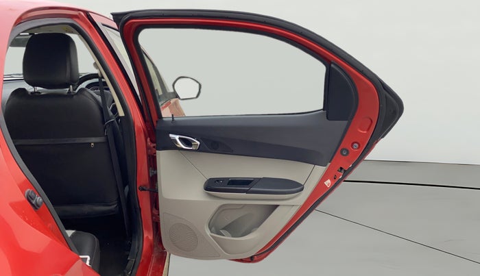 2016 Tata Tiago XZ PETROL, Petrol, Manual, 57,146 km, RHS Rear Door