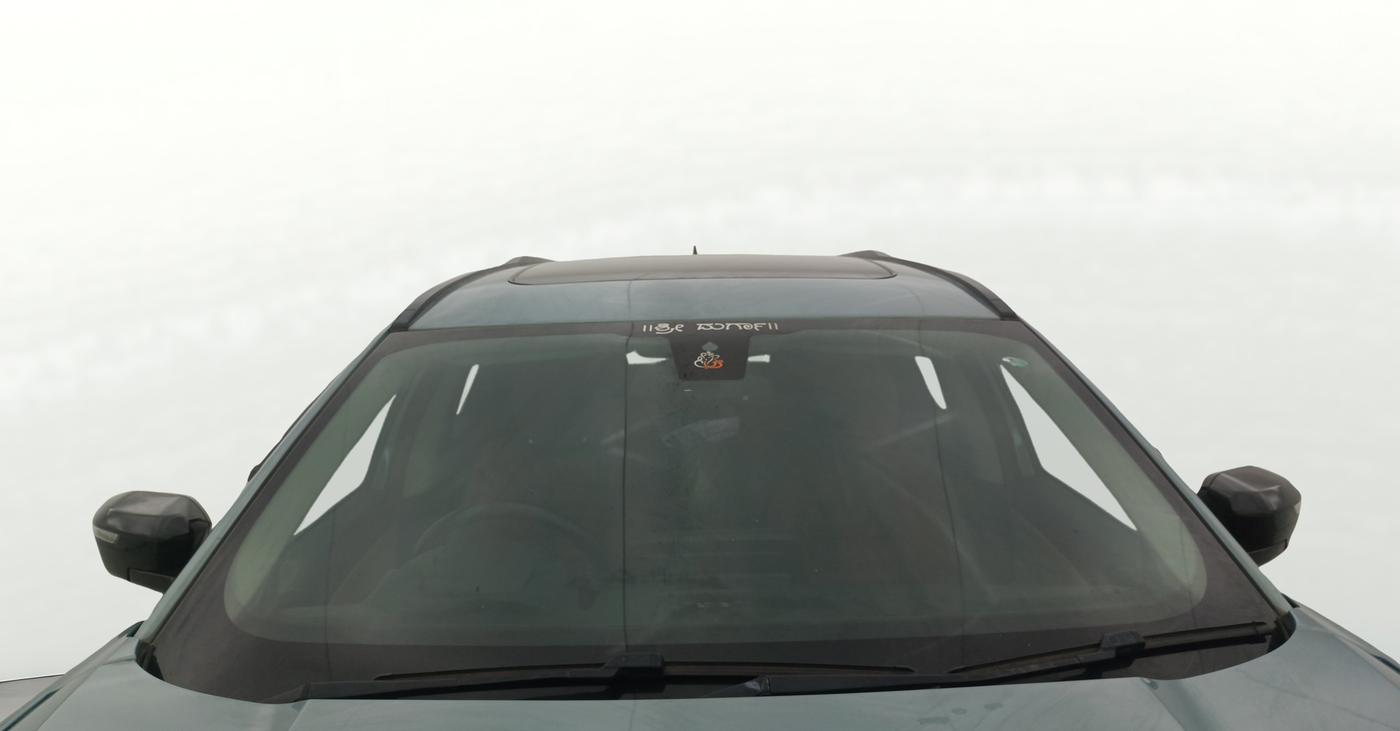 2021 Tata Safari XZ PLUS 6 S, Diesel, Manual, 38,740 km, Front Windshield