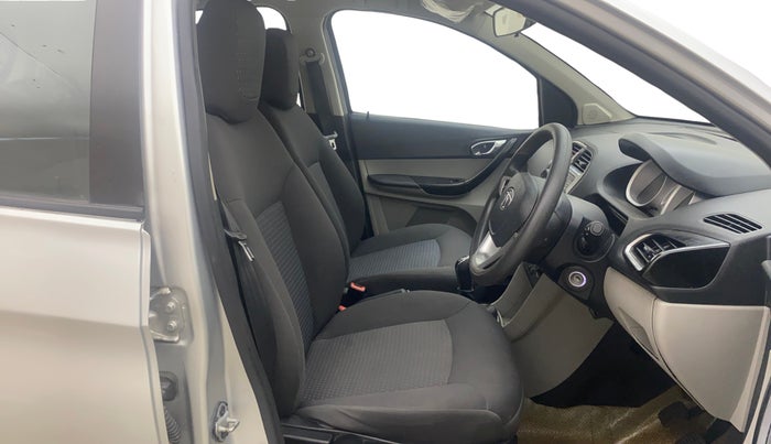 2016 Tata Tiago XZ PETROL, Petrol, Manual, 66,618 km, Right Side Front Door Cabin