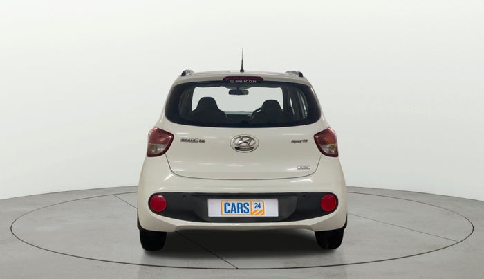 2017 Hyundai Grand i10 SPORTZ (O) AT 1.2 KAPPA VTVT, Petrol, Automatic, 39,461 km, Back/Rear