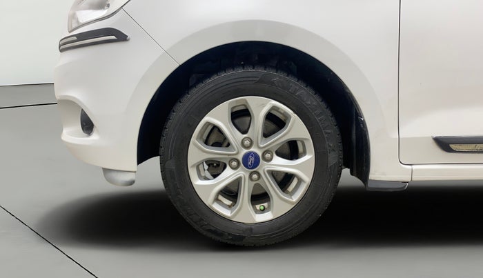 2015 Ford New Figo TITANIUM 1.2 PETROL MT, Petrol, Manual, 75,224 km, Left Front Wheel
