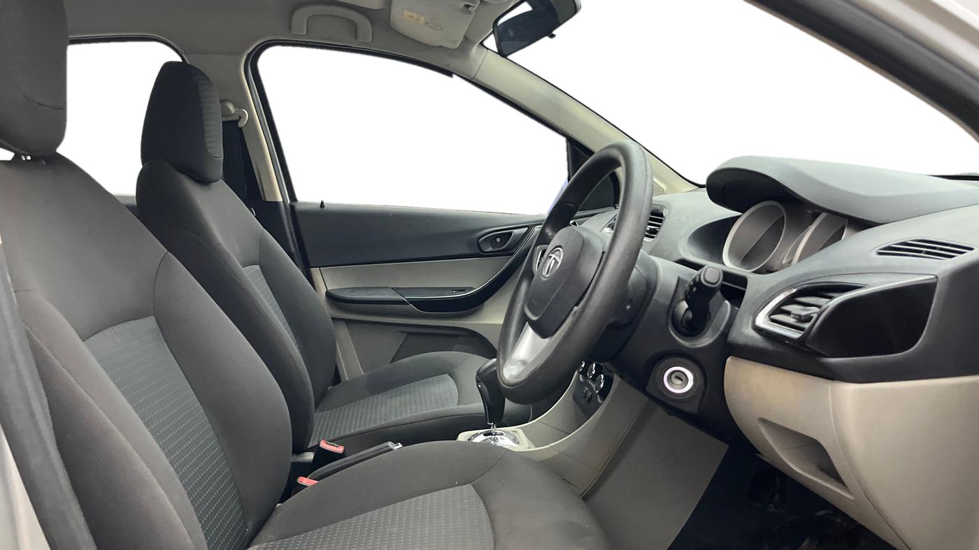 2017 Tata Tiago XZA PETROL, Petrol, Automatic, 73,472 km, Right Side Front Door Cabin
