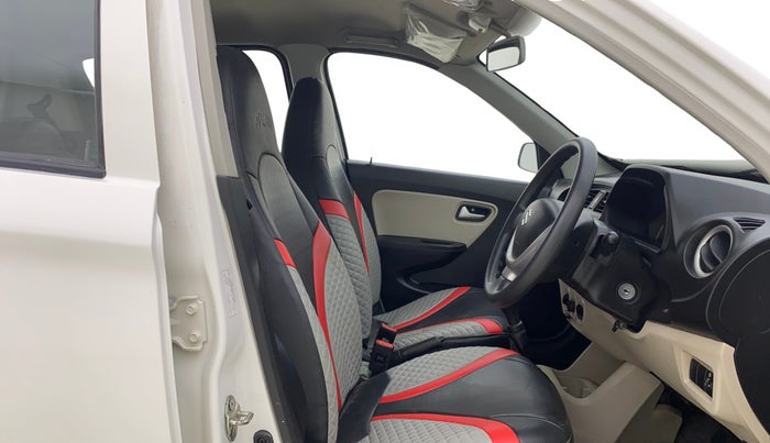 2019 Maruti Alto LXI, Petrol, Manual, 32,916 km, Right Side Front Door Cabin