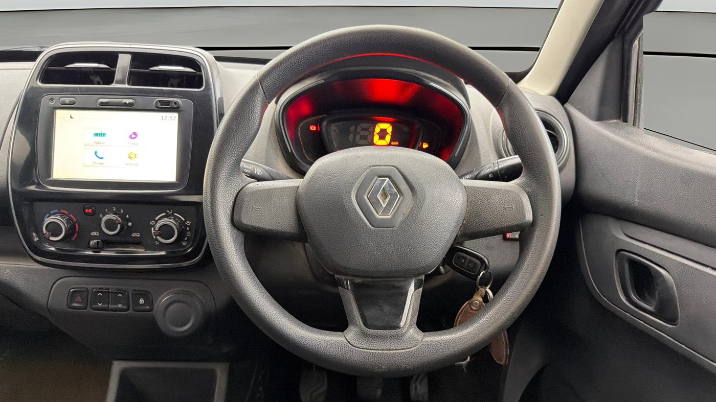 2016 Renault Kwid RXT 1.0, CNG, Manual, 71,565 km, Steering Wheel Close Up