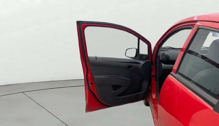 2013 Chevrolet Beat LS PETROL, Petrol, Manual, 60,359 km, LHS Front Door