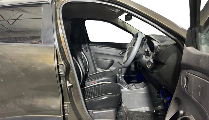 2018 Renault Kwid RXL, Petrol, Manual, 11,716 km, Right Side Front Door Cabin