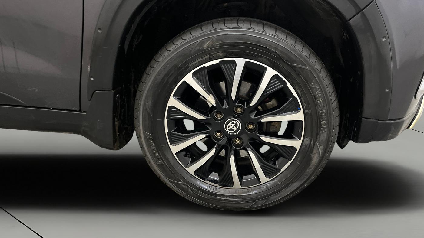 2022 Toyota URBAN CRUISER PREMIUM GRADE AT, Petrol, Automatic, 65,500 km, Right Front Wheel