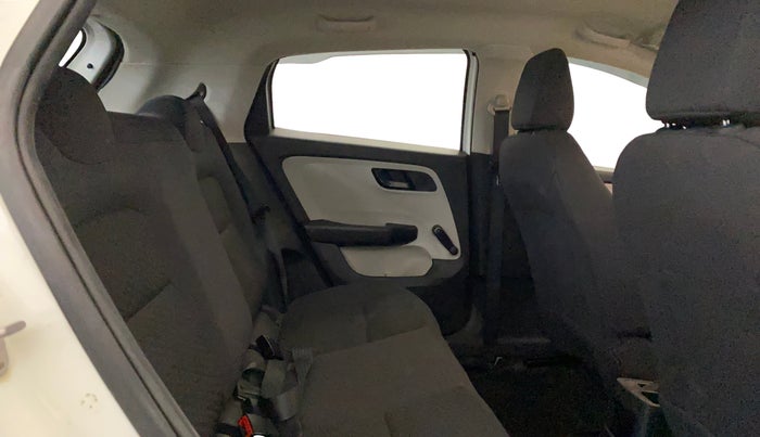 2022 Tata ALTROZ XE PLUS PETROL, Petrol, Manual, 39,528 km, Right Side Rear Door Cabin