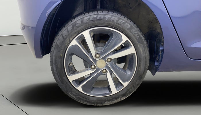 2023 Tata ALTROZ XZA PLUS, Petrol, Automatic, 19,122 km, Right Rear Wheel