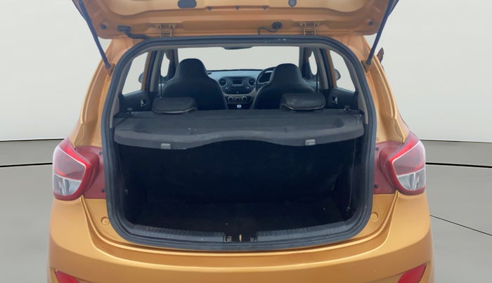 2016 Hyundai Grand i10 ASTA 1.2 KAPPA VTVT, Petrol, Manual, 54,873 km, Boot Open Zoomed View