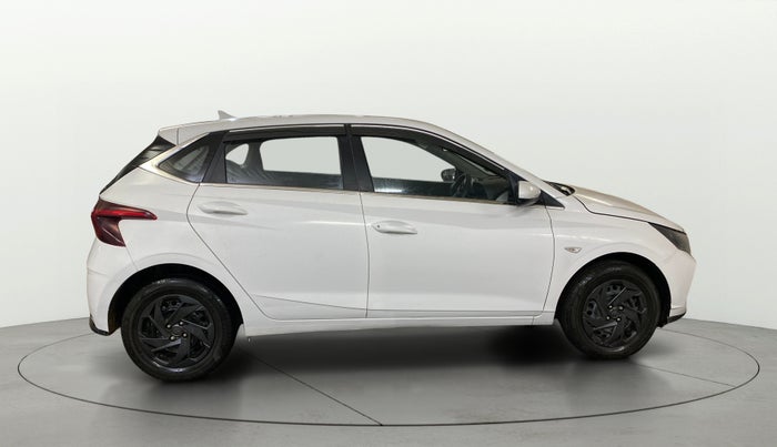 2023 Hyundai NEW I20 MAGNA 1.2 MT, Petrol, Manual, 53,873 km, Right Side View