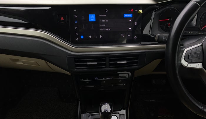 2022 Volkswagen VIRTUS HIGHLINE TSI 1.0 AT, Petrol, Automatic, 42,682 km, Air Conditioner