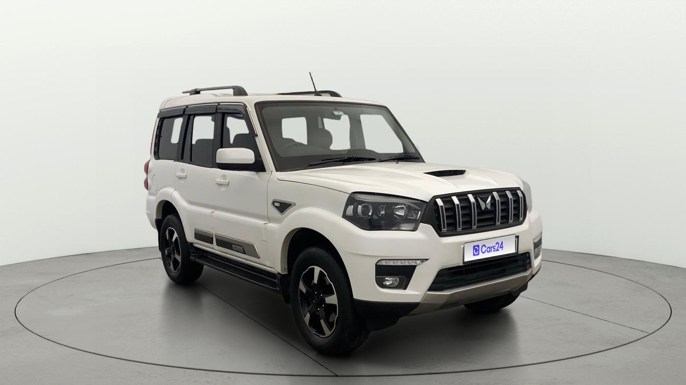 2024 Mahindra SCORPIO CLASSIC S11 7STR, Diesel, Manual, 32,591 km, SRP