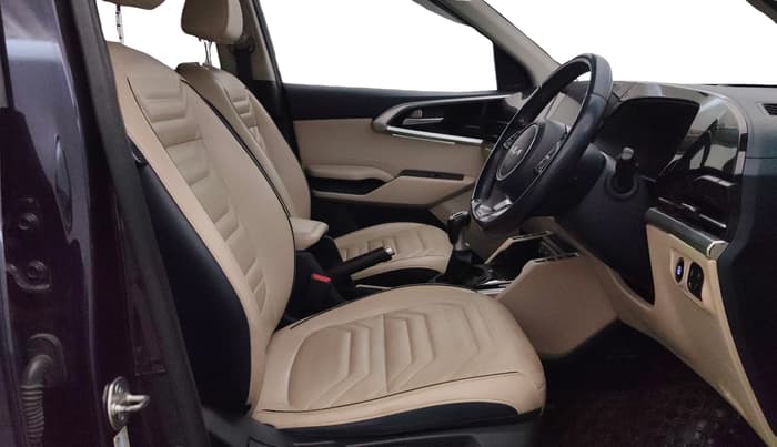 2023 KIA CARENS LUXURY PLUS IMT 1.5 DIESEL IMT, Diesel, Manual, 80,720 km, Right Side Front Door Cabin