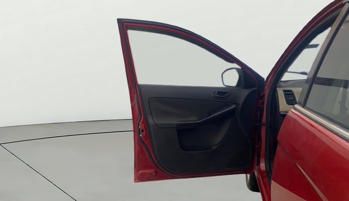 2015 Tata Zest XMS PETROL, Petrol, Manual, 1,35,821 km, LHS Front Door