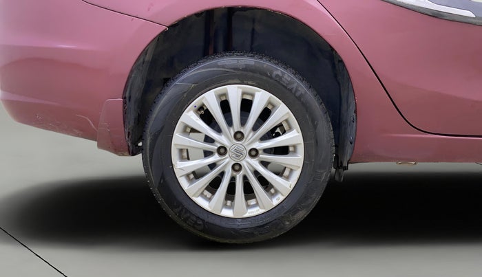 2014 Maruti Ciaz ZDI, Diesel, Manual, 71,574 km, Right Rear Wheel