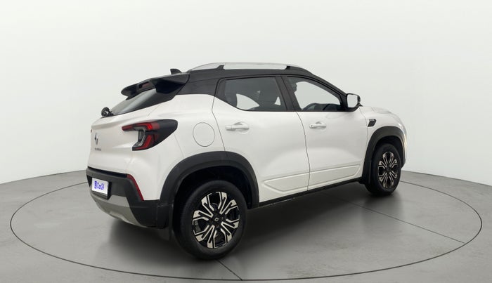 2022 Renault Kiger RXZ MT DUAL TONE, Petrol, Manual, 43,205 km, Right Back Diagonal