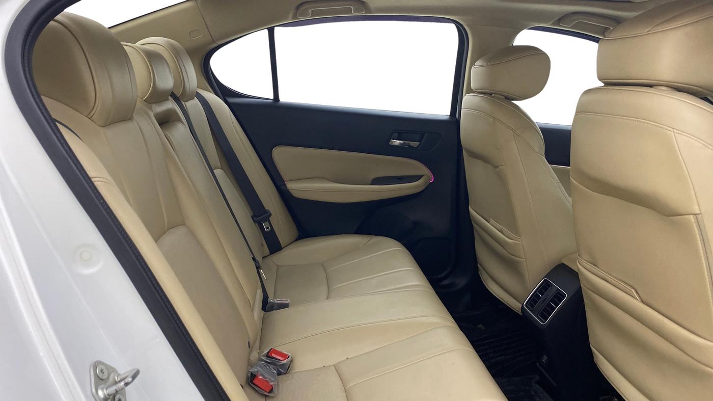 2021 Honda City 1.5L I-VTEC ZX, Petrol, Manual, 1,39,863 km, Right Side Rear Door Cabin