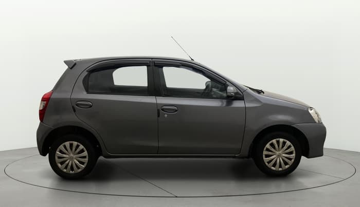 2015 Toyota Etios Liva V, Petrol, Manual, 59,013 km, Right Side View