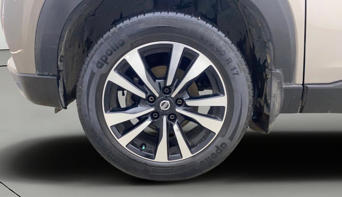 2019 Nissan Kicks XV PREMIUM O DUAL TONE DIESEL, Diesel, Manual, 45,593 km, Left Front Wheel