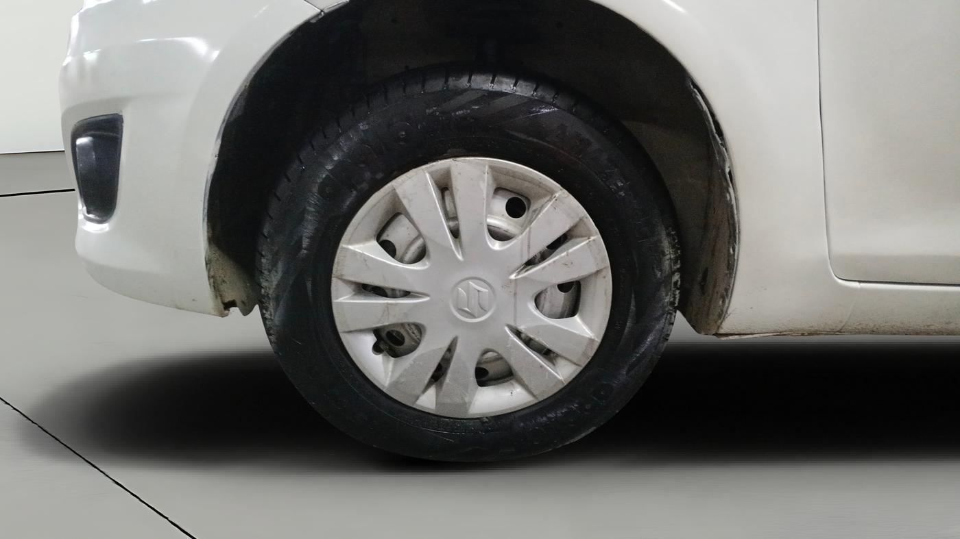 2014 Maruti Swift Dzire VXI, Petrol, Manual, 83,299 km, Left Front Wheel