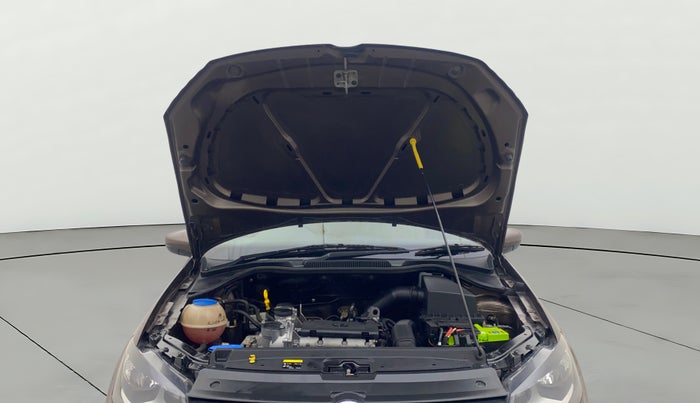 2016 Volkswagen Ameo HIGHLINE1.2L, Petrol, Manual, 66,761 km, Open Bonet