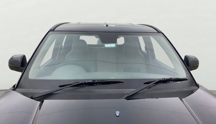 2018 Mahindra KUV 100 NXT K2 P 6 STR, CNG, Manual, 70,969 km, Front Windshield