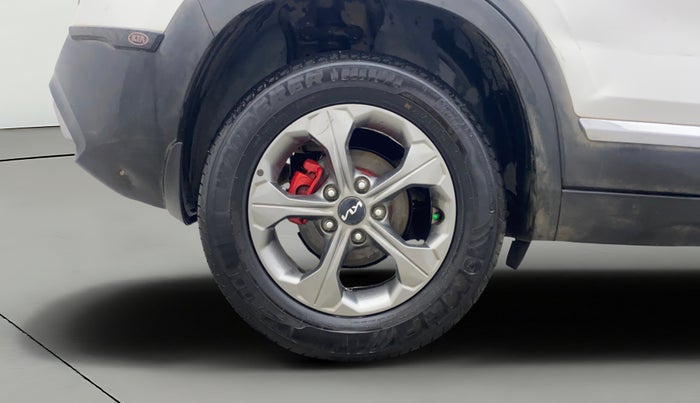 2021 KIA SELTOS HTK PLUS AT 1.5 DIESEL, Diesel, Automatic, 63,013 km, Right Rear Wheel