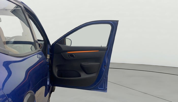 2017 Renault Kwid CLIMBER 1.0 AMT, Petrol, Automatic, 36,771 km, RHS Front Door