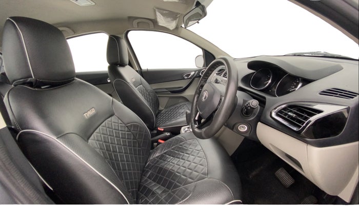 2018 Tata Tiago XZA PETROL, Petrol, Automatic, 63,540 km, Right Side Front Door Cabin