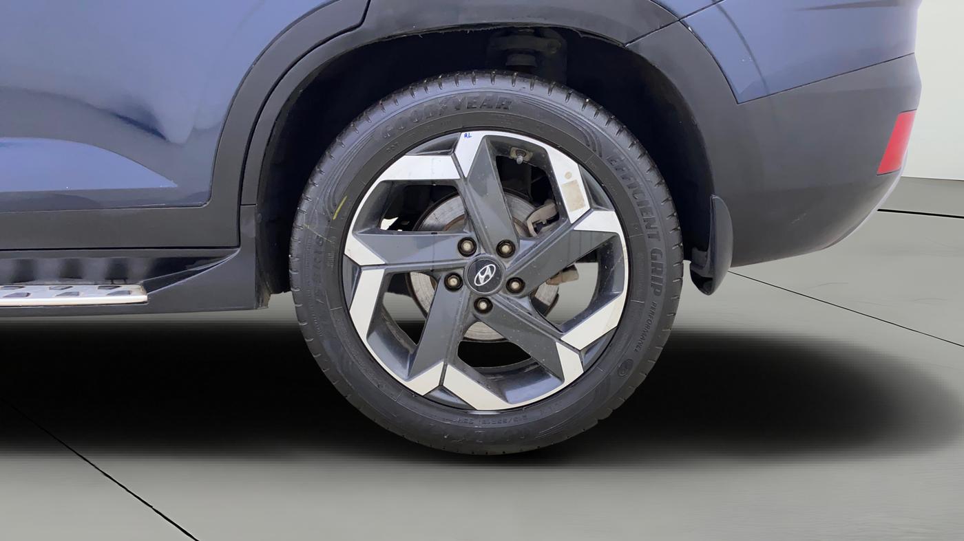 2022 Hyundai ALCAZAR PLATINUM(O) 6STR 1.5 AT, Diesel, Automatic, 78,426 km, Left Rear Wheel