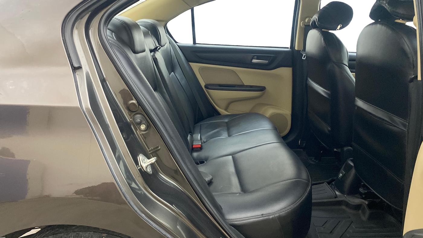 2021 Honda Amaze 1.2L I-VTEC VX CVT, Petrol, Automatic, 58,292 km, Right Side Rear Door Cabin