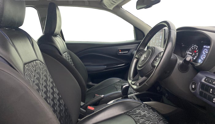 2022 Maruti Baleno ALPHA 1.2 AGS, Petrol, Automatic, 47,946 km, Right Side Front Door Cabin